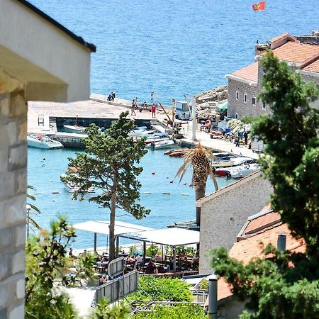 Apartments Minja S Petrovac Exteriör bild