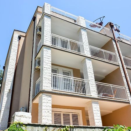 Apartments Minja S Petrovac Exteriör bild